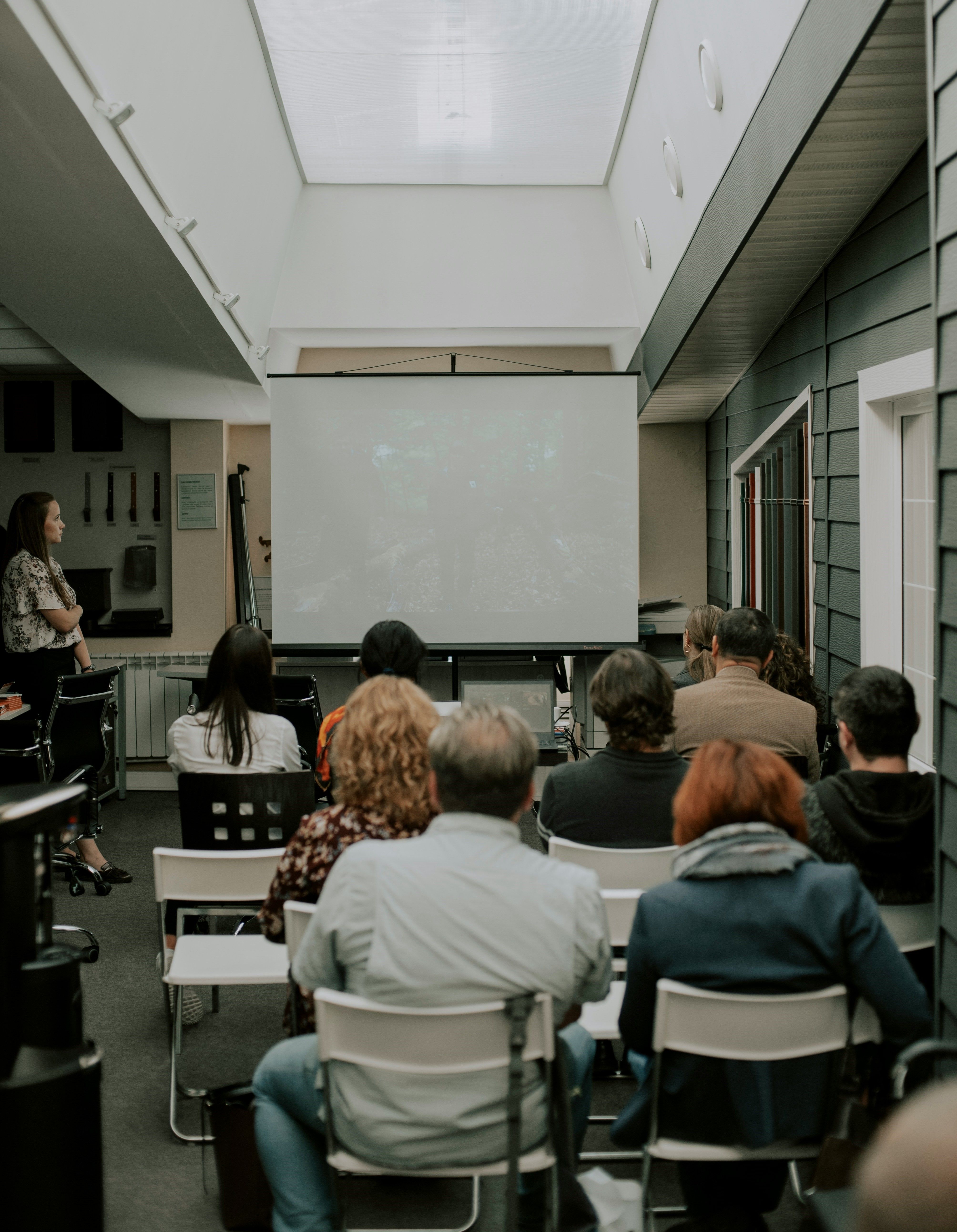 COURSE TRAINING AT UNIVERSAL INSTITUTE